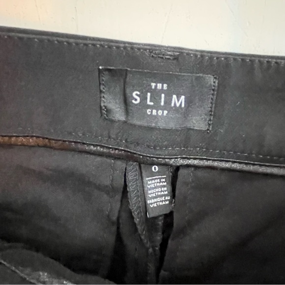 White House Black Market The Slim Crop Black Dress Pant - Size 0 - Picture 4 of 7